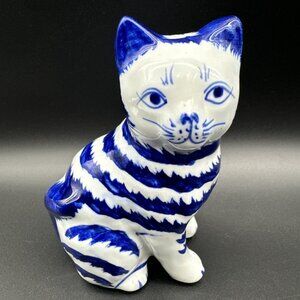 Vintage Blue & White Porcelain Cat Figurine 4.50” Chinoiserie Thai EUC Kitty